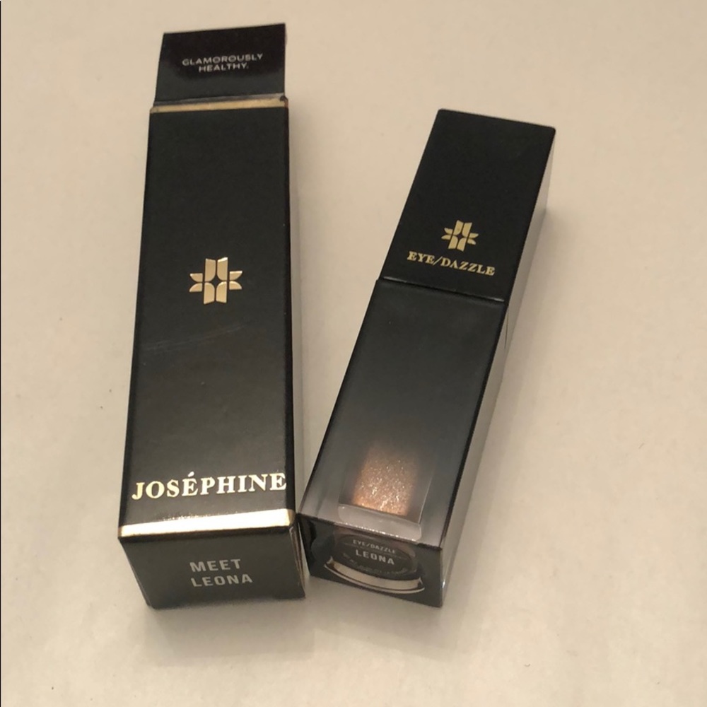 Josephine Cosmetics Eye Dazzle in Leona! NIB!
